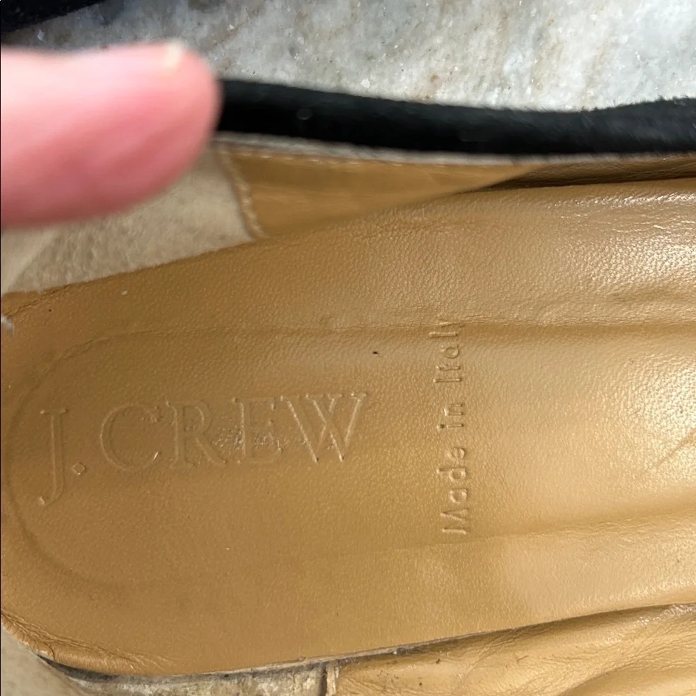Elegant Black Suede Loafers - Picture 9 of 16